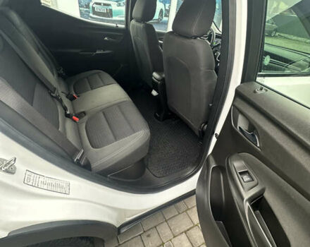 Белый Шевроле Bolt EUV, объемом двигателя 0 л и пробегом 121 тыс. км за 17300 $, фото 23 на Automoto.ua