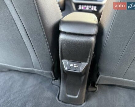 Белый Шевроле Bolt EUV, объемом двигателя 0 л и пробегом 16 тыс. км за 20550 $, фото 109 на Automoto.ua