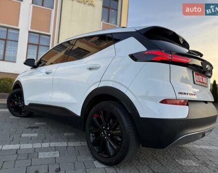 Белый Шевроле Bolt EUV, объемом двигателя 0 л и пробегом 16 тыс. км за 20550 $, фото 52 на Automoto.ua
