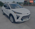 Белый Шевроле Bolt EUV, объемом двигателя 0 л и пробегом 60 тыс. км за 17000 $, фото 3 на Automoto.ua