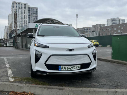 Белый Шевроле Bolt EUV, объемом двигателя 0 л и пробегом 62 тыс. км за 26700 $, фото 1 на Automoto.ua