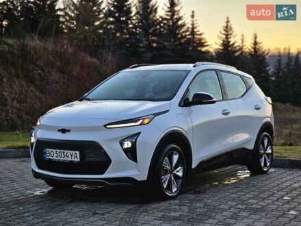 Шевроле Bolt EUV 2023 в Тернополе на Automoto.ua Белый Шевроле Bolt EUV, объемом двигателя 0 л и пробегом 11 тыс. км за 18999 $, фото 1 на Automoto.ua