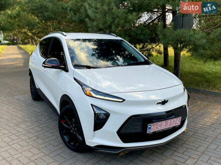 Білий Шевроле Bolt EUV, об'ємом двигуна 0 л та пробігом 166 тис. км за 21999 $, фото 1 на Automoto.ua