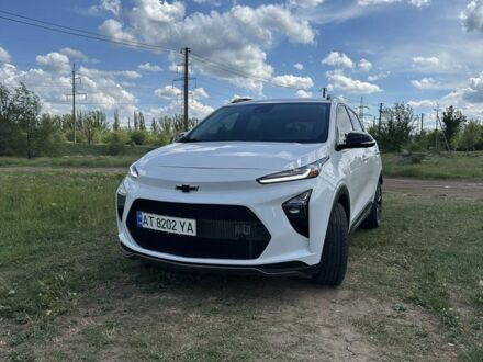 Шевроле Bolt EUV 2023 у Кривому Розі на Automoto.ua Білий Шевроле Bolt EUV, об'ємом двигуна 0 л та пробігом 71 тис. км за 18900 $, фото 1 на Automoto.ua