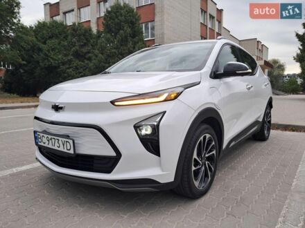 Белый Шевроле Bolt EUV, объемом двигателя 0 л и пробегом 15 тыс. км за 21000 $, фото 1 на Automoto.ua