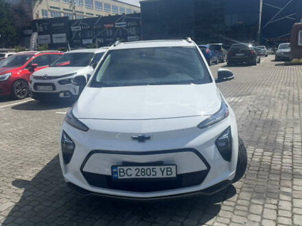 Белый Шевроле Bolt EUV, объемом двигателя 0 л и пробегом 52 тыс. км за 22000 $, фото 1 на Automoto.ua