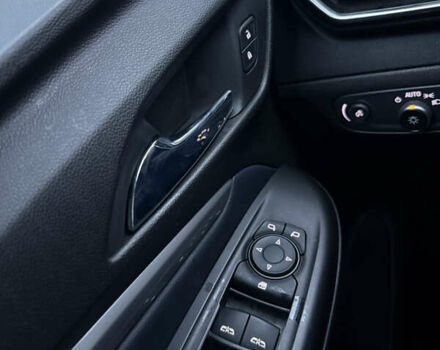 Чорний Шевроле Bolt EUV, об'ємом двигуна 0 л та пробігом 47 тис. км за 21000 $, фото 26 на Automoto.ua