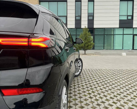 Черный Шевроле Bolt EUV, объемом двигателя 0 л и пробегом 75 тыс. км за 16900 $, фото 4 на Automoto.ua