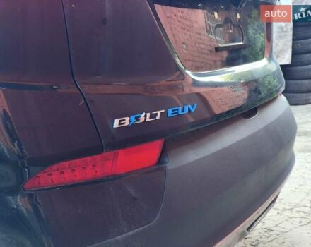 Черный Шевроле Bolt EUV, объемом двигателя 0 л и пробегом 95 тыс. км за 12500 $, фото 8 на Automoto.ua