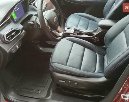 Красный Шевроле Bolt EUV, объемом двигателя 0 л и пробегом 22 тыс. км за 22000 $, фото 27 на Automoto.ua