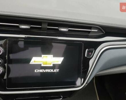 Шевроле Bolt EUV 2023 в Житомире на Automoto.ua Красный Шевроле Bolt EUV, объемом двигателя 0 л и пробегом 19 тыс. км за 23000 $, фото 9 на Automoto.ua