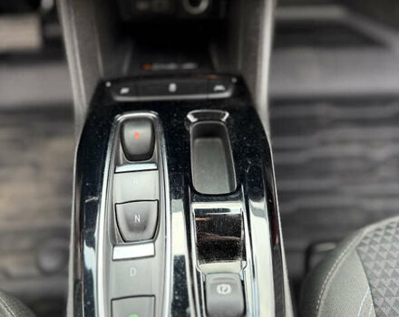 Красный Шевроле Bolt EUV, объемом двигателя 0 л и пробегом 40 тыс. км за 20500 $, фото 26 на Automoto.ua