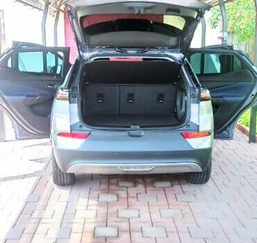 Серый Шевроле Bolt EUV, объемом двигателя 0 л и пробегом 36 тыс. км за 18500 $, фото 2 на Automoto.ua