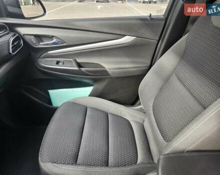 Серый Шевроле Bolt EUV, объемом двигателя 0 л и пробегом 98 тыс. км за 15900 $, фото 14 на Automoto.ua