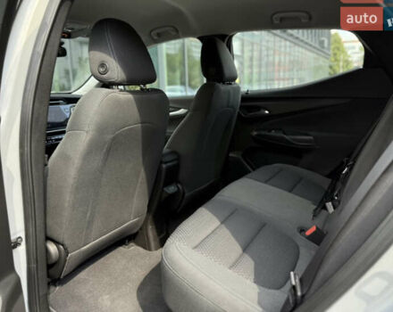 Серый Шевроле Bolt EUV, объемом двигателя 0 л и пробегом 102 тыс. км за 18200 $, фото 37 на Automoto.ua