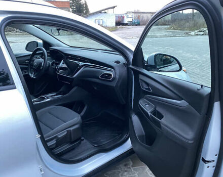 Сірий Шевроле Bolt EUV, об'ємом двигуна 0 л та пробігом 29 тис. км за 18600 $, фото 24 на Automoto.ua