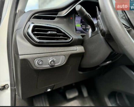 Серый Шевроле Bolt EUV, объемом двигателя 0 л и пробегом 102 тыс. км за 18200 $, фото 24 на Automoto.ua