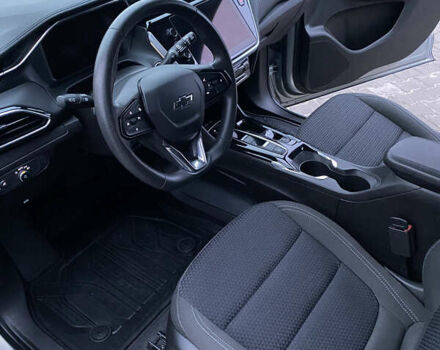 Сірий Шевроле Bolt EUV, об'ємом двигуна 0 л та пробігом 29 тис. км за 18600 $, фото 14 на Automoto.ua