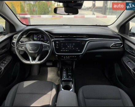 Серый Шевроле Bolt EUV, объемом двигателя 0 л и пробегом 102 тыс. км за 18200 $, фото 39 на Automoto.ua