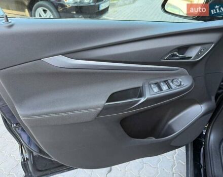 Серый Шевроле Bolt EUV, объемом двигателя 0 л и пробегом 60 тыс. км за 19500 $, фото 25 на Automoto.ua