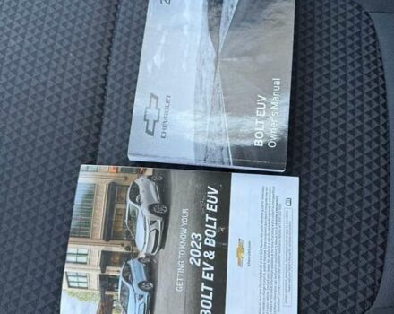 Серый Шевроле Bolt EUV, объемом двигателя 0 л и пробегом 60 тыс. км за 19500 $, фото 39 на Automoto.ua