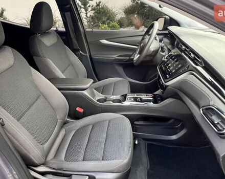 Серый Шевроле Bolt EUV, объемом двигателя 0 л и пробегом 19 тыс. км за 18900 $, фото 47 на Automoto.ua