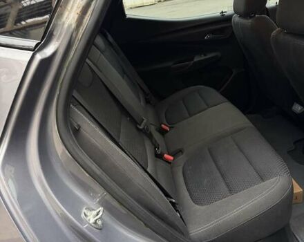 Серый Шевроле Bolt EUV, объемом двигателя 0 л и пробегом 24 тыс. км за 15500 $, фото 8 на Automoto.ua