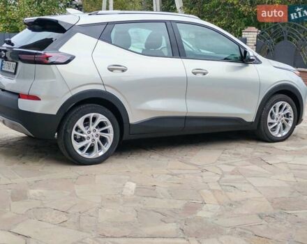 Шевроле Bolt EUV 2023 в Теребовле на Automoto.ua Серый Шевроле Bolt EUV, объемом двигателя 0 л и пробегом 2 тыс. км за 22850 $, фото 24 на Automoto.ua