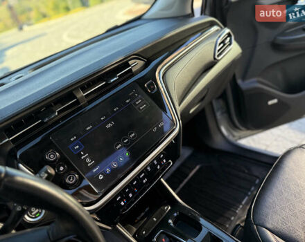 Сірий Шевроле Bolt EUV, об'ємом двигуна 0 л та пробігом 42 тис. км за 19650 $, фото 63 на Automoto.ua