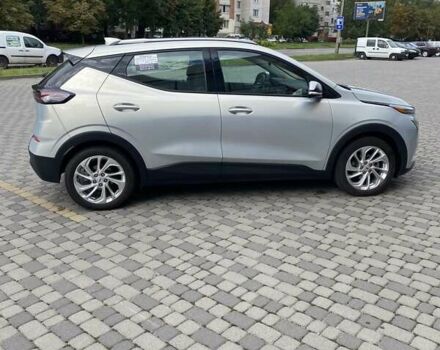 Серый Шевроле Bolt EUV, объемом двигателя 0 л и пробегом 122 тыс. км за 17000 $, фото 2 на Automoto.ua