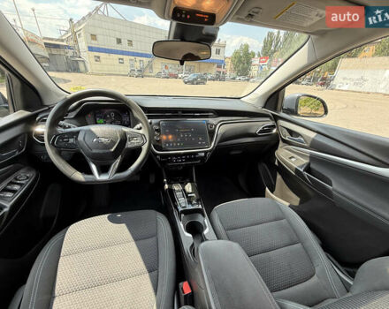 Серый Шевроле Bolt EUV, объемом двигателя 0 л и пробегом 56 тыс. км за 18700 $, фото 28 на Automoto.ua