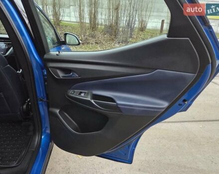 Синий Шевроле Bolt EUV, объемом двигателя 0 л и пробегом 55 тыс. км за 20999 $, фото 41 на Automoto.ua