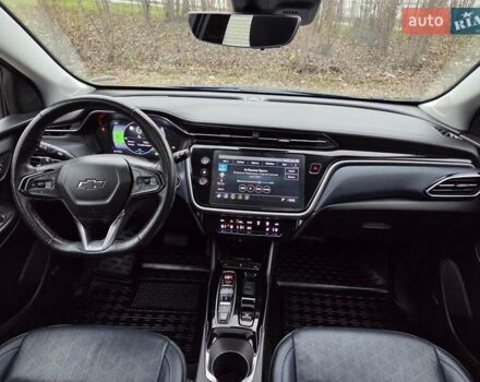 Синий Шевроле Bolt EUV, объемом двигателя 0 л и пробегом 55 тыс. км за 20999 $, фото 47 на Automoto.ua