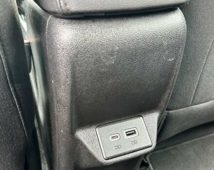 Синий Шевроле Bolt EUV, объемом двигателя 0 л и пробегом 57 тыс. км за 20900 $, фото 21 на Automoto.ua