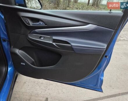 Синий Шевроле Bolt EUV, объемом двигателя 0 л и пробегом 55 тыс. км за 20999 $, фото 53 на Automoto.ua