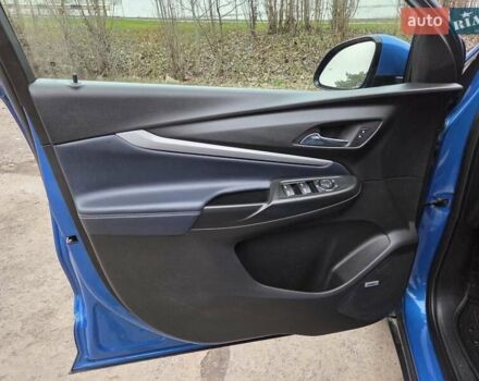 Синий Шевроле Bolt EUV, объемом двигателя 0 л и пробегом 55 тыс. км за 20999 $, фото 29 на Automoto.ua