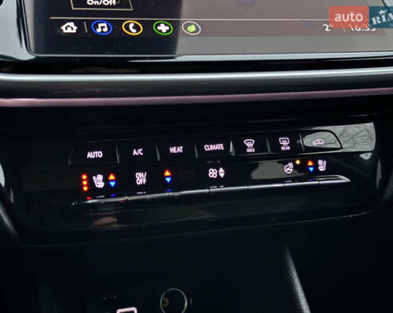 Синий Шевроле Bolt EUV, объемом двигателя 0 л и пробегом 38 тыс. км за 19999 $, фото 24 на Automoto.ua