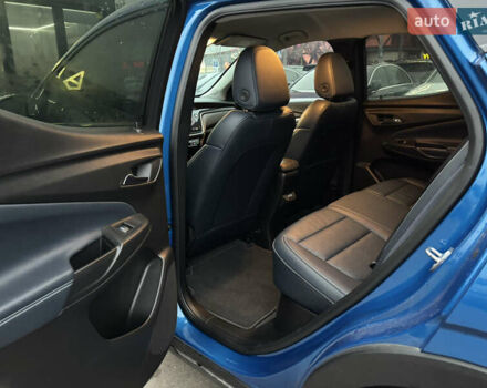 Синий Шевроле Bolt EUV, объемом двигателя 0 л и пробегом 38 тыс. км за 19999 $, фото 19 на Automoto.ua