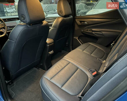 Синий Шевроле Bolt EUV, объемом двигателя 0 л и пробегом 38 тыс. км за 19999 $, фото 20 на Automoto.ua