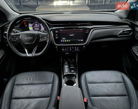 Синий Шевроле Bolt EUV, объемом двигателя 0 л и пробегом 38 тыс. км за 19999 $, фото 21 на Automoto.ua