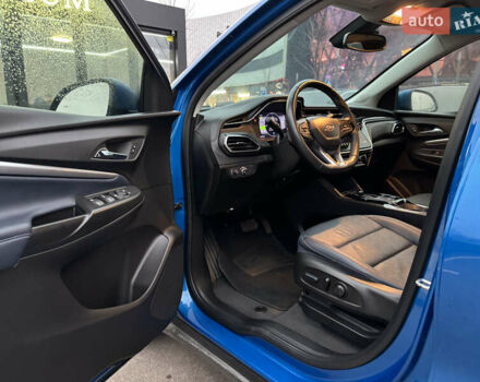 Синий Шевроле Bolt EUV, объемом двигателя 0 л и пробегом 38 тыс. км за 19999 $, фото 13 на Automoto.ua