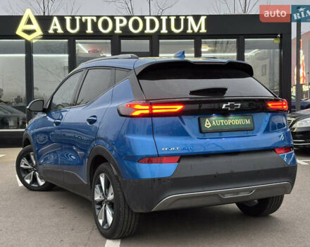 Синий Шевроле Bolt EUV, объемом двигателя 0 л и пробегом 38 тыс. км за 19999 $, фото 2 на Automoto.ua