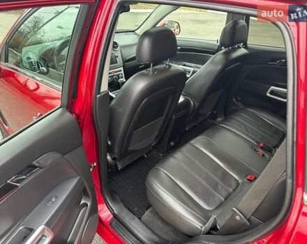 Красный Шевроле Captiva Sport, объемом двигателя 2.38 л и пробегом 238 тыс. км за 8499 $, фото 11 на Automoto.ua