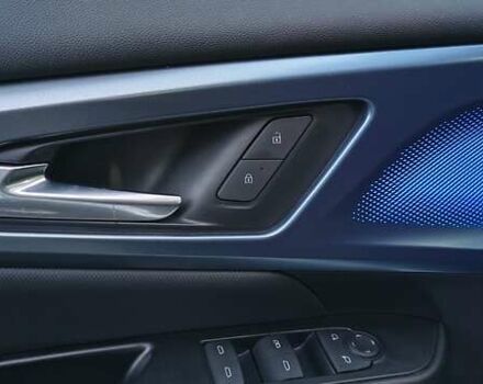 Белый Шевроле Equinox EV, объемом двигателя 0 л и пробегом 11 тыс. км за 31000 $, фото 34 на Automoto.ua