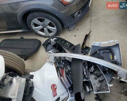 Белый Шевроле Equinox EV, объемом двигателя 0 л и пробегом 8 тыс. км за 21000 $, фото 13 на Automoto.ua