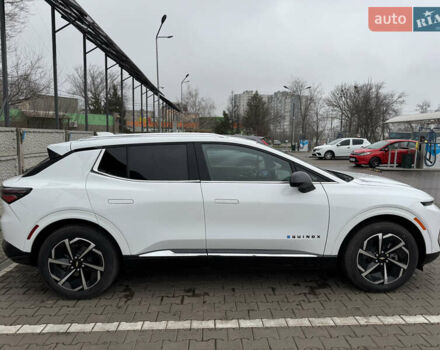 Белый Шевроле Equinox EV, объемом двигателя 0 л и пробегом 7 тыс. км за 29000 $, фото 1 на Automoto.ua