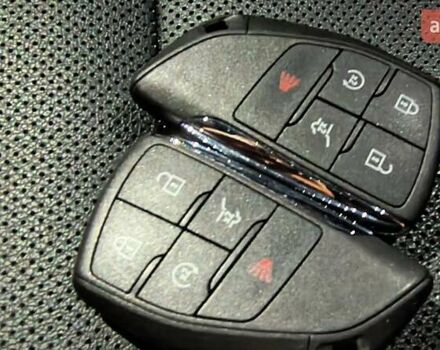 Белый Шевроле Equinox EV, объемом двигателя 0 л и пробегом 11 тыс. км за 31000 $, фото 24 на Automoto.ua