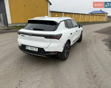 Белый Шевроле Equinox EV, объемом двигателя 0 л и пробегом 10 тыс. км за 28000 $, фото 9 на Automoto.ua