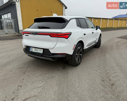 Белый Шевроле Equinox EV, объемом двигателя 0 л и пробегом 10 тыс. км за 28000 $, фото 6 на Automoto.ua