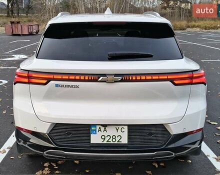 Белый Шевроле Equinox EV, объемом двигателя 0 л и пробегом 11 тыс. км за 31000 $, фото 9 на Automoto.ua